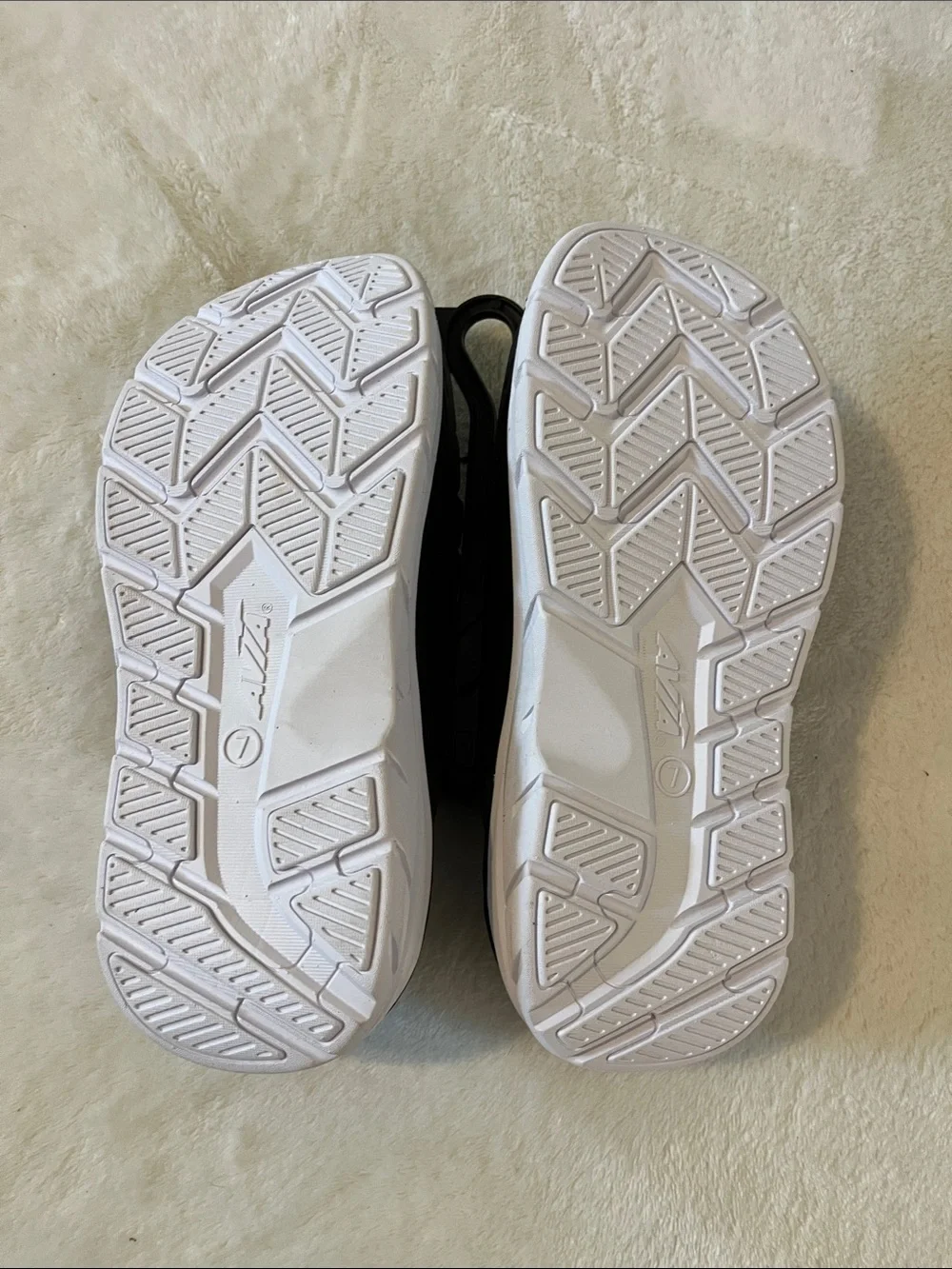 Brand New Avia Men's Black Slide Sandals - Classic Comfort (size 7)